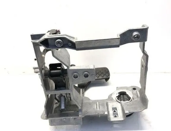 AUDI A4 B8/8K (2011-2016) Brake Pedal 8K1721117 32205877