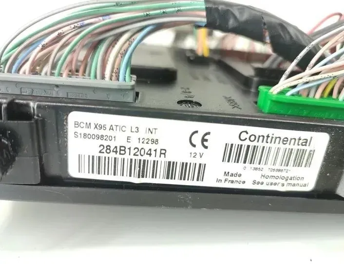 RENAULT Megane 3 generation (2008-2020) Comfort Control Unit 284B12041R 25739953