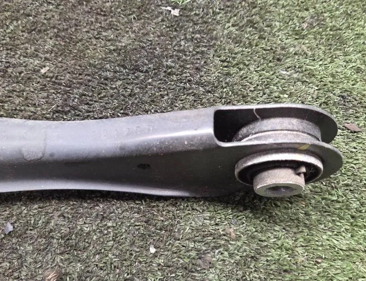 HYUNDAI Ioniq AE (2016-2023) Brazo trasero izquierdo 55270GI000 34255019