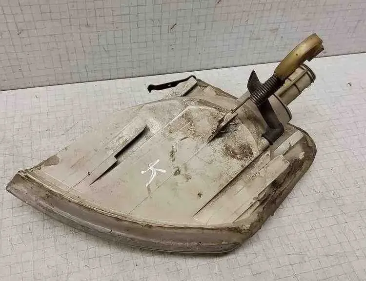 VOLKSWAGEN Passat B7 (2010-2015) Front left turn light 3B0953049C 32520478