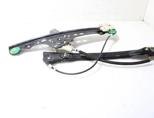 BMW 3 Series E90/E91/E92/E93 (2004-2013) Front Left Door Window Regulator 32879469
