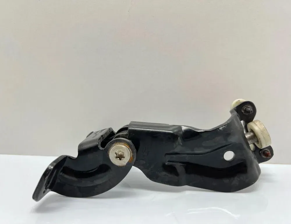 SEAT Alhambra 2 generation (2010-2021)  Sliding door hinge 7N0843336H 34593097