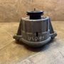 MERCEDES-BENZ C-Class W204/S204/C204 (2004-2015) Soporte de motor delantero A2042404217 27188571