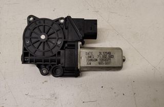 BMW 3 Series E90/E91/E92/E93 (2004-2013) Motor de control de ventana de puerta trasera derecha 3L1234B 32998667
