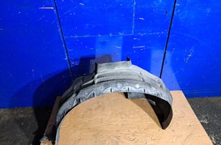 VOLVO S60 2 generation (2010-2020) Revestimiento del arco interior delantero derecho 31497104 32999045