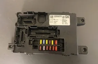 OPEL Corsa D (2006-2020) Fuse box 000292540,13265078 35337200