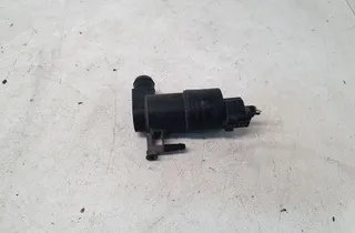 TOYOTA Yaris 3 generation (2010-2019) Motor del tanque de lavadora 853300F021 34237014