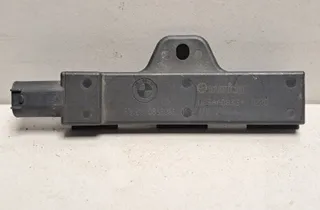 BMW X7 G07 (2018-2024) Keyless Entry Antenna 6832066 34069385