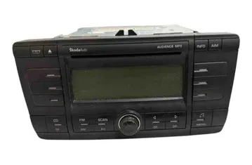 SKODA Octavia 1 generation (1996-2010) Reproductor de música con GPS 1Z0035156D,10R022432 32590871