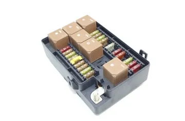 JAGUAR XK X100 (1996-2006) Caja de fusibles LJB2822DB 35717882