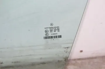 MERCEDES-BENZ CLS-Class C219 (2004-2010) Front Left Door Glass 33301311