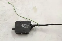 BMW 3 Series E90/E91/E92/E93 (2004-2013) Fuel Tank Cover Lock 6923973,406204 34646861