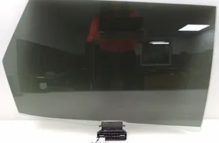 AUDI A4 B7/8E (2004-2008) Right Side Sliding Door Glass 43R-00086 34828416