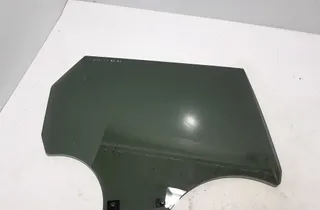 DACIA Duster Right Side Sliding Door Glass 823003888R 34840260