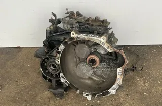 HYUNDAI ix35 1 generation (2009-2015) Gearbox 34987460