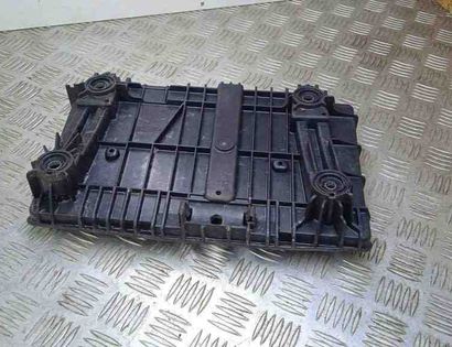 MERCEDES-BENZ E-Class W213/S213/C238/A238 (2016-2024) Battery Pad A2056200118 31149602