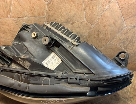 MERCEDES-BENZ CLS-Class C218/X218 (2011-2017) Faro delantero derecho A2189067401 33000060