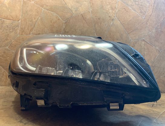 MERCEDES-BENZ CLS-Class C218/X218 (2011-2017) Faro delantero derecho A2189067401 33000060