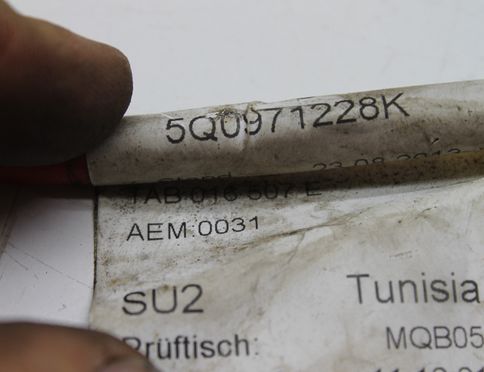 SEAT Leon 3 generation (2012-2020) Cable positivo de la batería 5Q0971228K 32759299