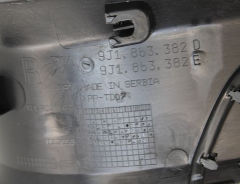 AUDI e-tron GT 1 generation (2020-2024) Front Right Sill Trim 9J1863382D 33000793