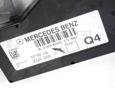 MERCEDES-BENZ SL-Class R230 (2001-2011) Bootlid Antenna Amplifier A2308201389 11123287