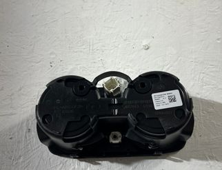 BMW 3 Series G20/G21/G28 (2018-2024) Posavasos 6809803,83329001,6806803 33000401