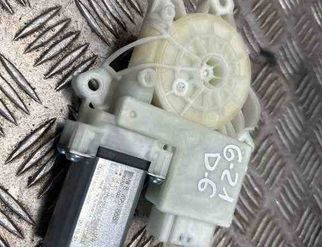 BMW 3 Series G20/G21/G28 (2018-2024) Rear Right Door Window Control Motor C80701103,8495868,04L100101 32108293