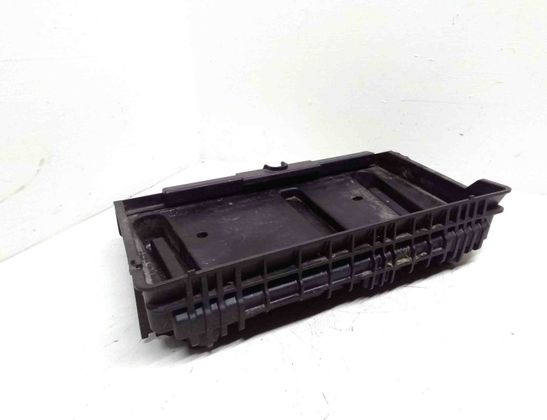 MERCEDES-BENZ C-Class W205/S205/C205 (2014-2023) Battery Pad A2056200118 28689355