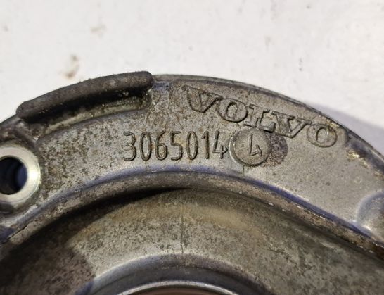 VOLVO S60 2 generation (2010-2020) Bomba de aceite 30650144 32994192