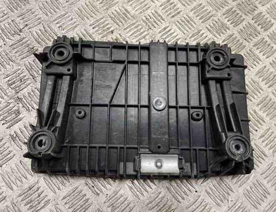 MERCEDES-BENZ C-Class W205/S205/C205 (2014-2023) Battery Pad A2056200118 22189917