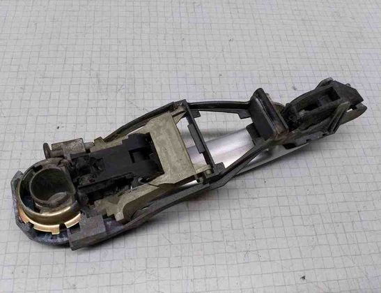 VOLKSWAGEN Bora 1 generation (1998-2005) Manija exterior de la puerta trasera derecha 3B0837886,3B0837885 32626795